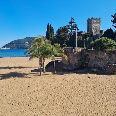 Rez De Jardin Au Calme Et Proche Mer Mandelieu-la-Napoule Exterior foto